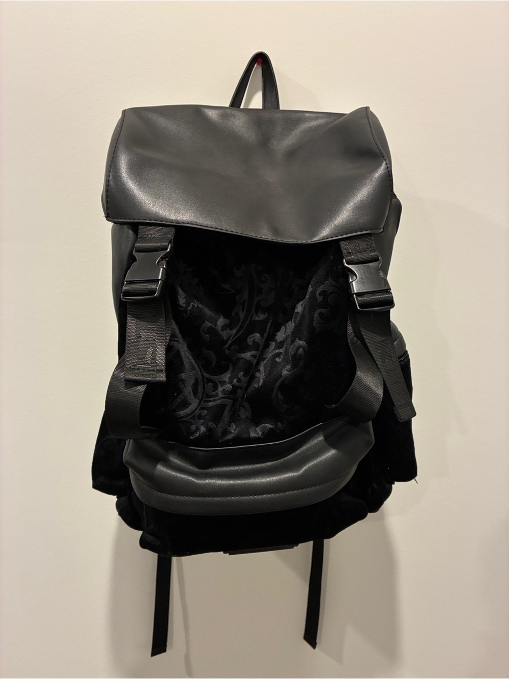 Killstar Carpe Noctem Backpack - Sleek Urban Design